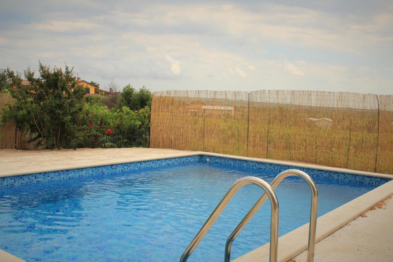 Apartman Robi Nova Vas  Esterno foto