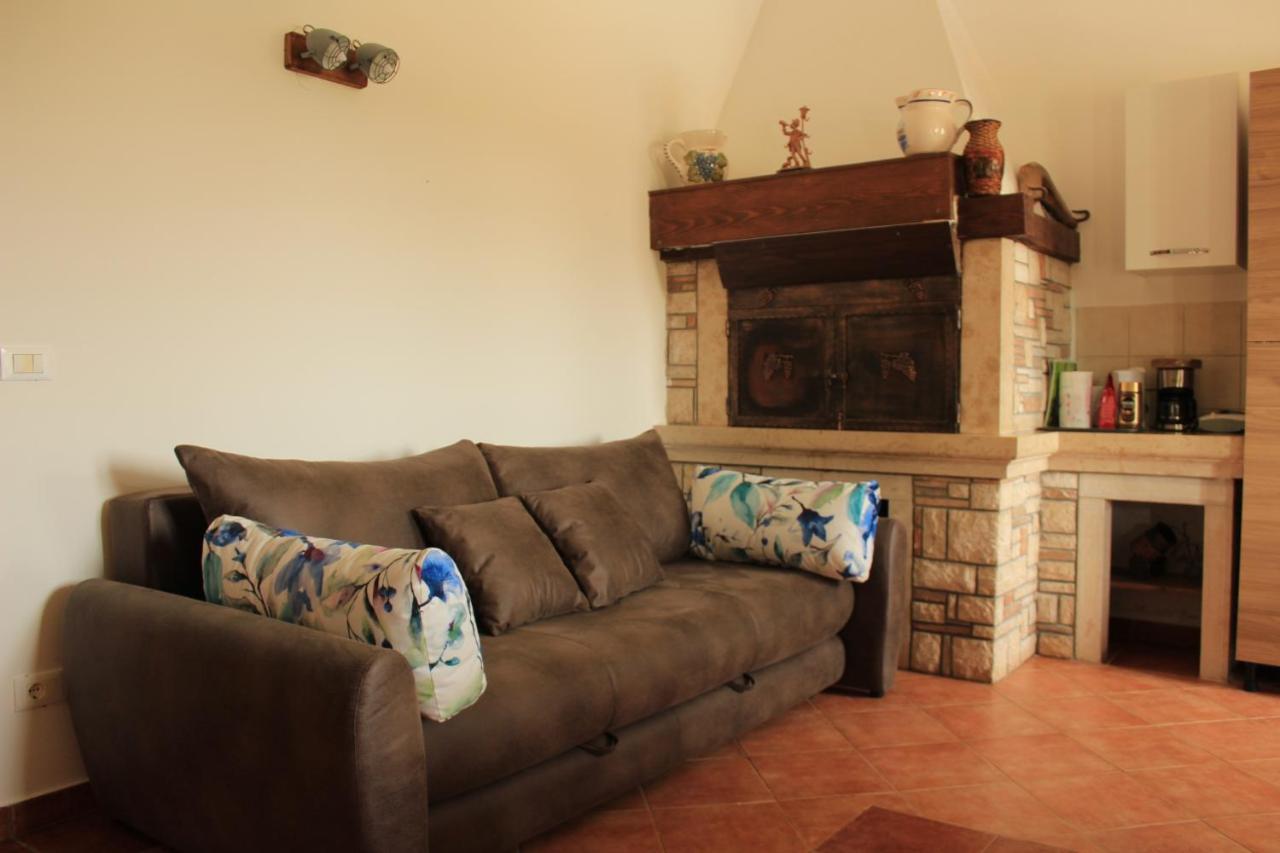 Apartman Robi Nova Vas  Esterno foto