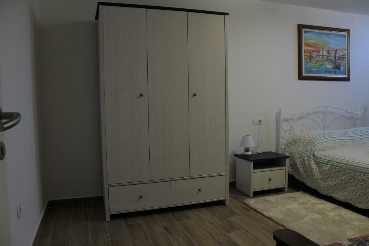 Apartman Robi Nova Vas  Esterno foto