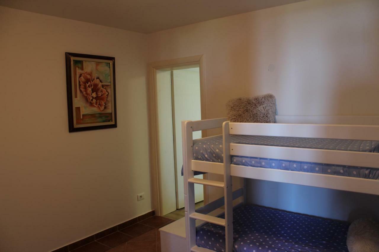 Apartman Robi Nova Vas  Esterno foto